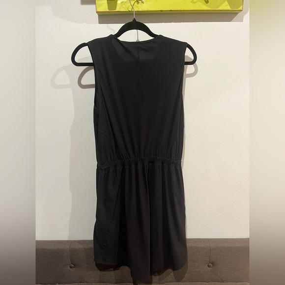 LULULEMON dress - Picture 4 of 7